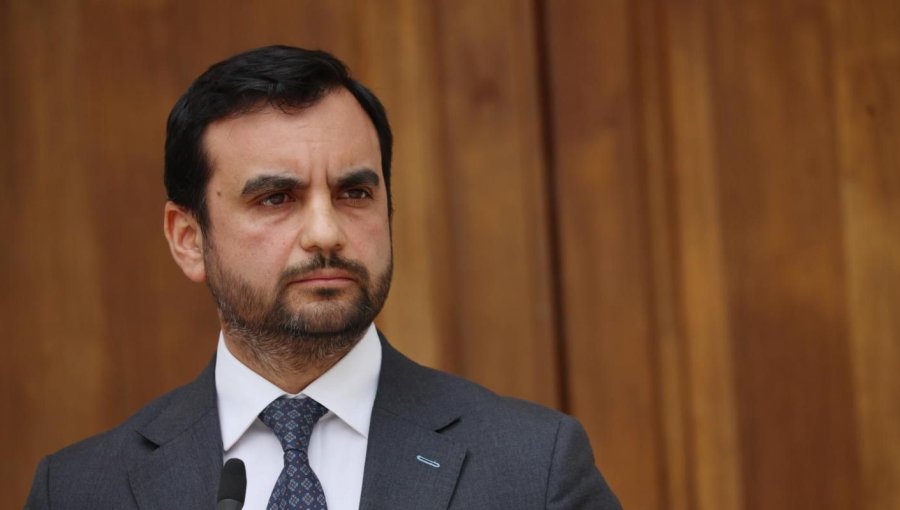 Ministro de Justicia por escándalo de licencias médicas: “Se pueden estar cometiendo delitos”