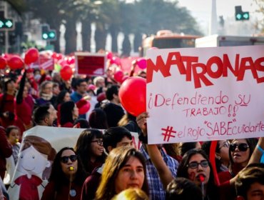 Colegio de Matronas llama a movilización nacional para este viernes por decreto del Minsal: acusan reducción de campo laboral