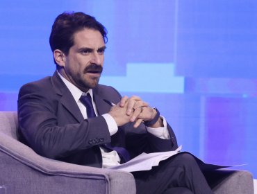 Gonzalo Winter aseguró que donará la totalidad de su dieta parlamentaria a Bomberos
