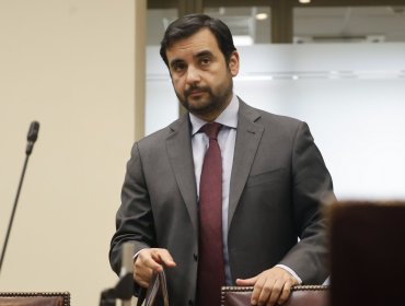 Ministro Gajardo dice que involucrados en escándalo de licencias médicas "arriesgan la sanción más gravosa"
