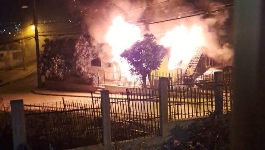 Fatídica noche en Forestal Alto en Viña del Mar: Dos incendios terminaron con dos muertos en el sector