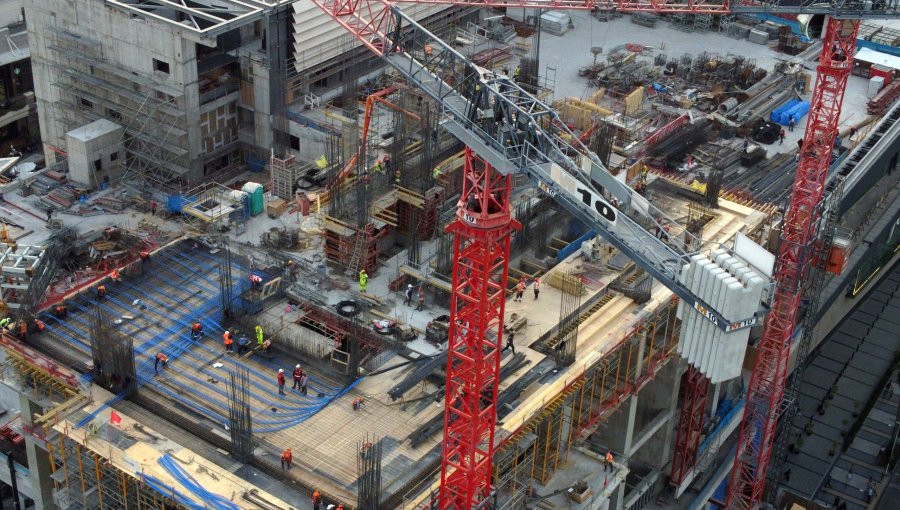 Permisos de edificación cayeron 0,8% en 2024: Región de Valparaíso generó 896 siendo el 11,6% del país