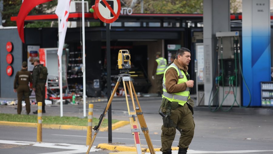 Confirman fallecimiento de segunda víctima atropellada en estación de servicio en Providencia