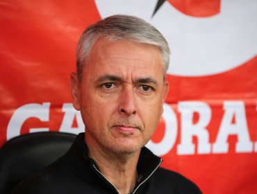 Tiago Nunes no va más en la Universidad Católica: Termina su ciclo como DT tras caída ante La Serena