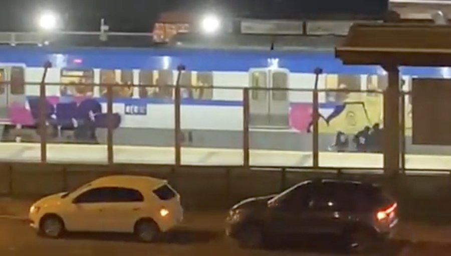EFE Valparaíso anuncia acciones legales tras vandalización del Tren Limache - Puerto