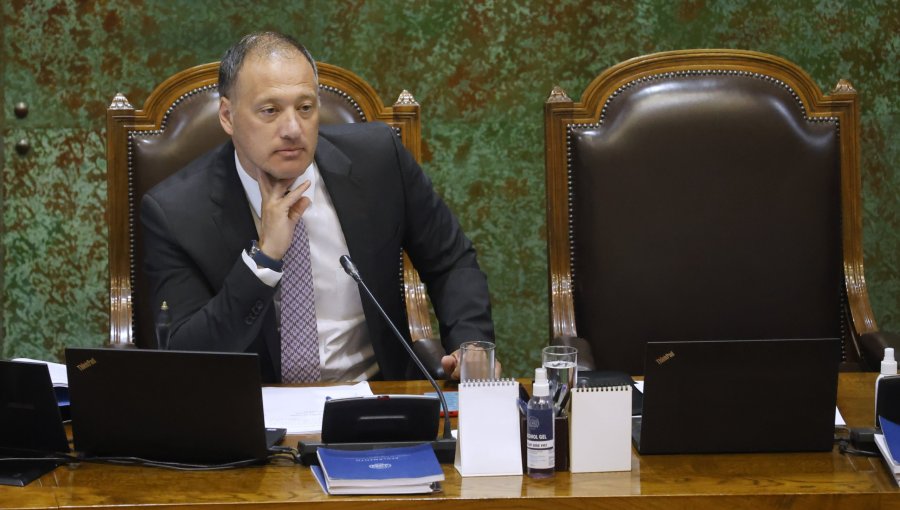 Presidente de la Cámara de Diputados dice que no hará sesiones especiales por proyecto de aborto ya que "no es prioridad"