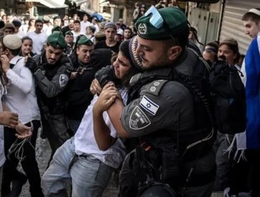 Judíos de extrema derecha atacan a palestinos en Jerusalén en la conmemoración de la toma de la ciudad