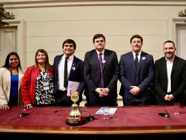 Alcalde de Zapallar asumió presidencia de la Asociación Chilena de Municipios y entregó mensaje de descentralización y renovación