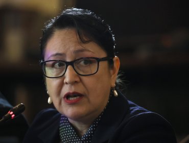 Contralora revela que funcionarios públicos completaron sus estudios en el extranjero usando licencia médica