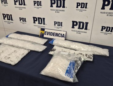Sorprenden a ciudadano británico con más de 5 kilos de metanfetamina en el aeropuerto de Santiago