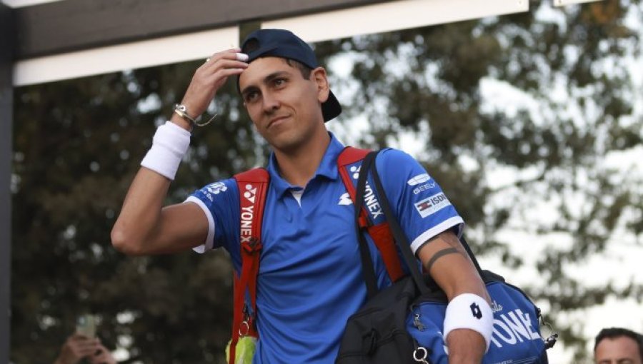Tabilo y su debut triunfal en Roland Garros: "Los chilenos se escuchaban cuando lo necesitaba"