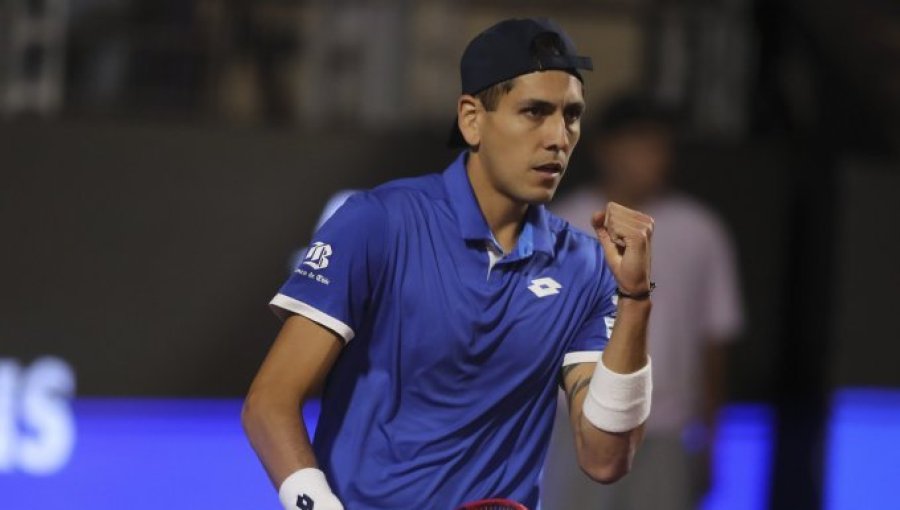 Tabilo volvió al circuito con dramático primer triunfo de su vida en Roland Garros