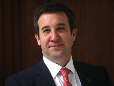 Presidente de la UDI por proyecto de aborto acusa que "la izquierda saca este típico comodín cuando están complicados"