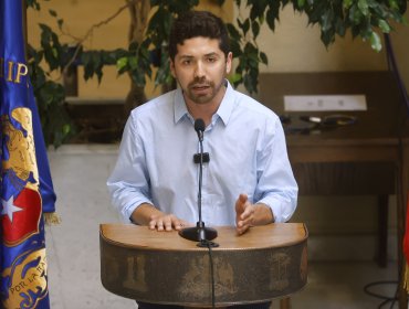Diputado Santana ingresará proyecto para prohibir salida del país a personas que hagan mal uso de licencias médicas