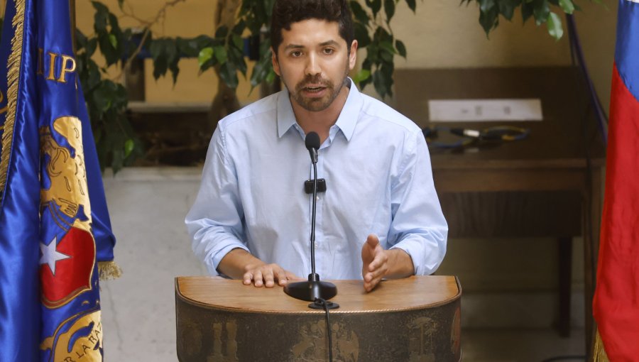 Diputado Santana ingresará proyecto para prohibir salida del país a personas que hagan mal uso de licencias médicas