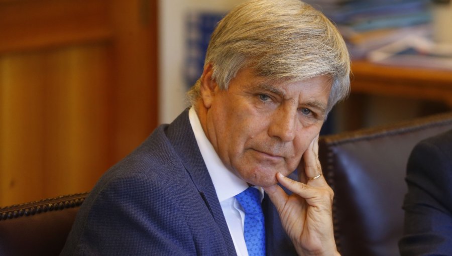 Harold Mayne-Nicholls lleva cerca del 30% de las firmas necesarias para su candidatura presidencial