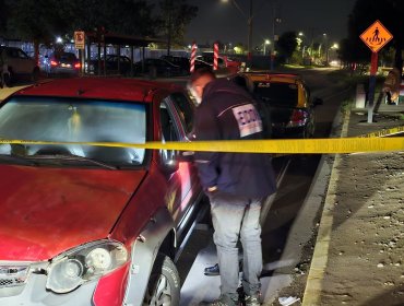 Crimen en La Pintana: Víctima fue baleada en ocho ocasiones dentro de su camioneta