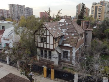Casa que querría el Presidente Boric en San Miguel tiene prohibición de venta por estar hipotecada