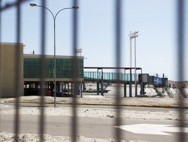 Persecución policial termina con un detenido tras escapar de fiscalización en el aeropuerto de Iquique