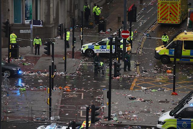 Conductor que embistió a una multitud de fanáticos del Liverpool fue acusado de siete cargos
