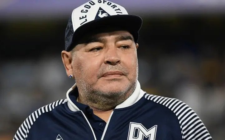 Anulan el juicio por la muerte de Diego Maradona por la filmación de un documental ilegal sobre el caso