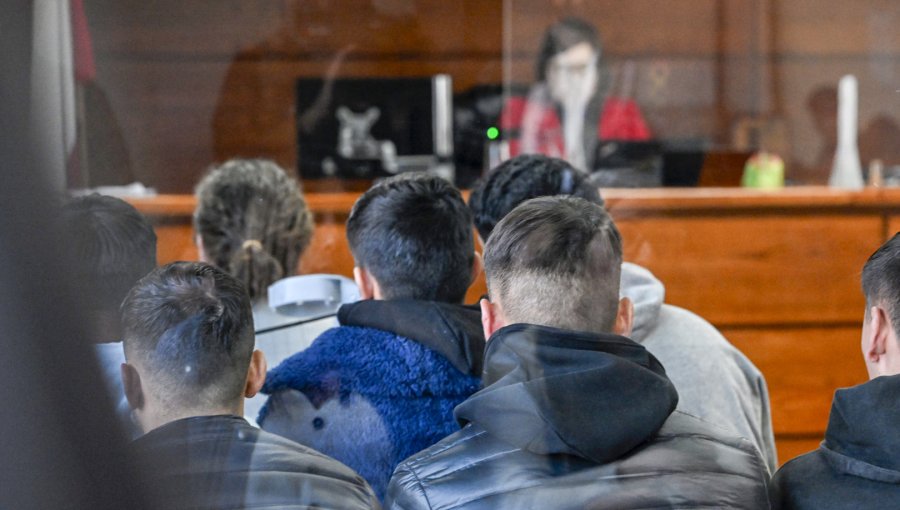 Corte revoca prisión preventiva de dos excadetes de Cobreloa imputados por caso de violación grupal