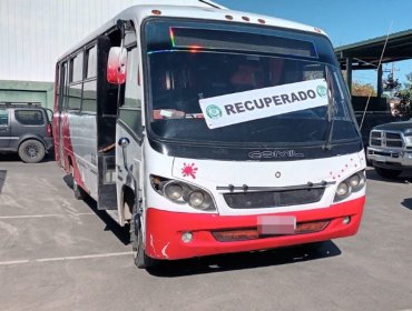 Recuperan dos buses interurbanos que circulaban con encargo por robo y número de chasis adulterado en La Calera