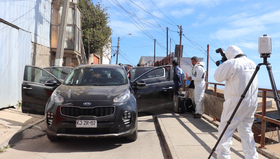 Capturan a autor de brutal ataque a balazos, persecución y secuestro de familia en Valparaíso: quedó en prisión preventiva