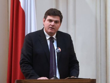 Presidente de los Municipios de Chile apunta que el gran responsable de la crisis por licencias médicas "es la clase política"