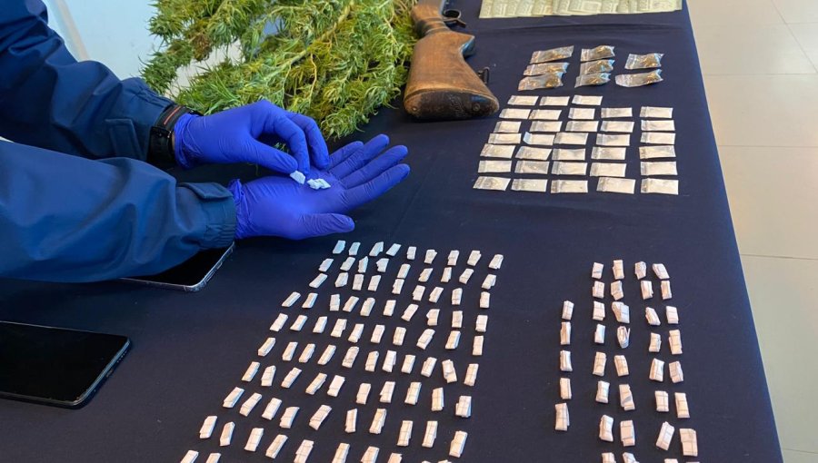 Desarticulan a banda de mujeres que traficaba drogas en plena calle Uruguay de Valparaíso