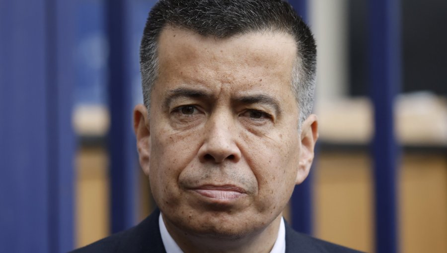 Diputado Celis y falta de anuncios sobre la reconstrucción tras megaincendio: "El Presidente ha decidido olvidar a las víctimas"