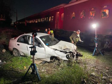 Colisión en cruce ferroviario de Maipú involucra al "Tren del Recuerdo"