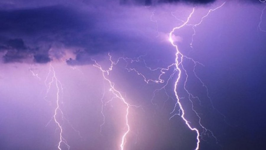 Declaran Alerta Temprana Preventiva para Juan Fernández por probables tormentas eléctricas y precipitaciones