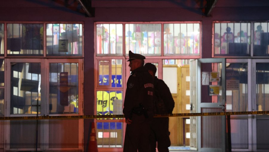 Nueva riña con arma blanca entre estudiantes en Melipilla: dos adolescentes fueron detenidos por agredirse en liceo