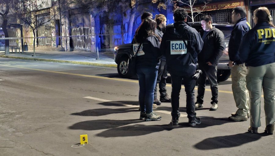 Grave se encuentra peruano de 21 años que fue baleado en el barrio Yungay de Santiago