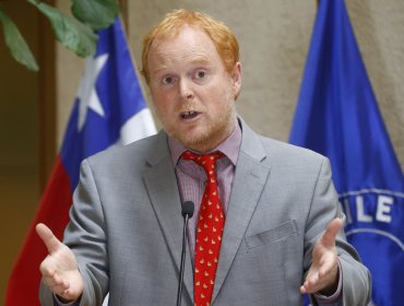 Senador Edwards afirma que si Chile rompía relaciones con Israel "íbamos a perder la Visa Waiver"