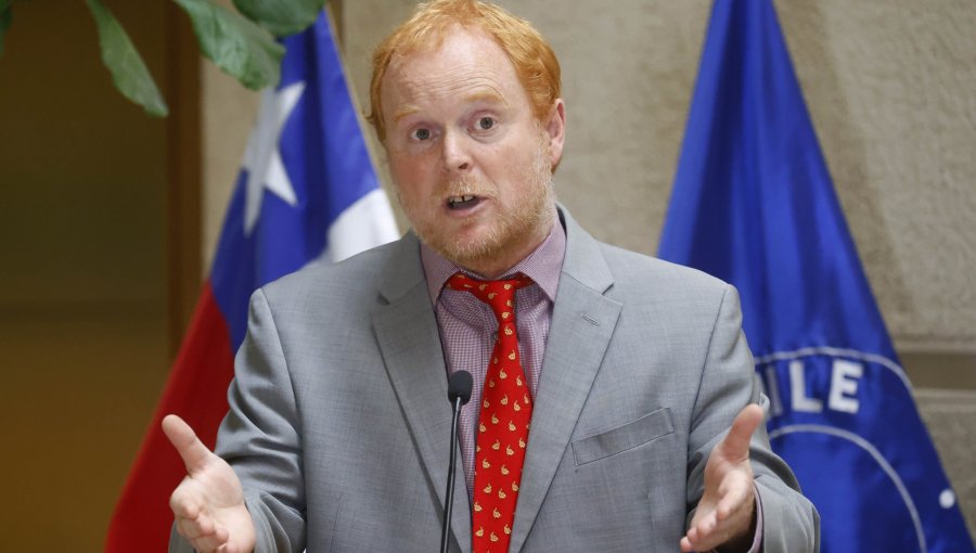 Senador Edwards afirma que si Chile rompía relaciones con Israel "íbamos a perder la Visa Waiver"
