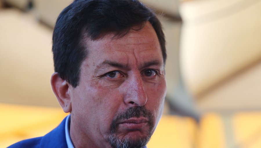 Alcalde de Macul se pone a disposición de Contraloría tras reconocer que salió del país con licencia médica