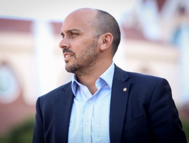 Diputado Longton acusa "desconexión" del Presidente Boric con la V Región tras Cuenta Pública: "Pareció una oda a sí mismo"