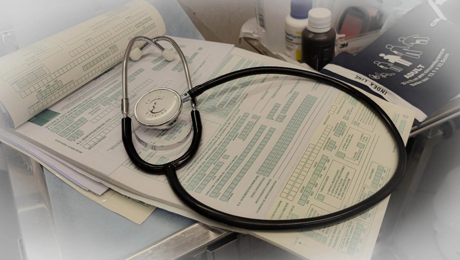 Isapres han presentado más de mil querellas y denunciado a más de 700 médicos por licencias fraudulentas