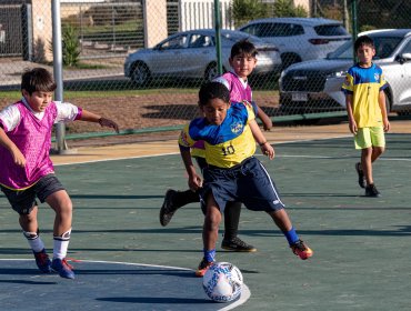 Concón recupera espacio público e inaugura nueva multicancha en población San Andrés