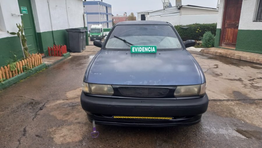 Persecución policial en Viña del Mar deja tres detenidos por movilizarse en auto robado