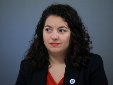 Ministra Toro y reconstrucción de papel: "Nunca dijimos que las viviendas se iban a reconstruir en menos de un año y medio"