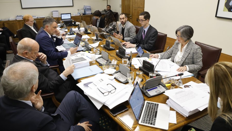 Comisión de Hacienda del Senado aprobó proyecto de autorizaciones sectoriales en el marco de la agenda contra la permisología