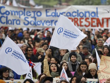 Contraloría oficia a los SLEP exigiendo detallar los descuentos a profesores que se encuentran en paro