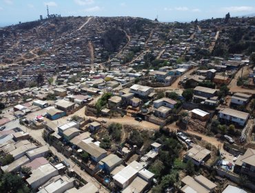 Radiografía a los 335 campamentos de la región de Valparaíso: Más asentamientos, menos familias habitándolos y Viña a la cabeza