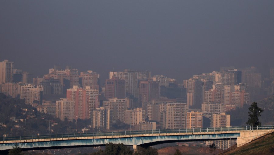 Declaran octava alerta ambiental para este domingo en la Región Metropolitana