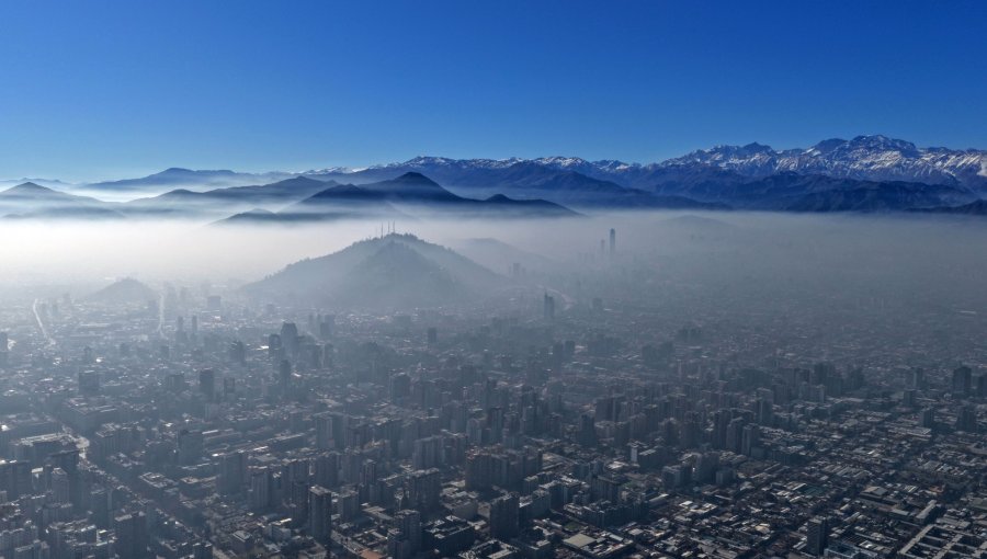 Estación de monitoreo advierte que Región Metropolitana posee niveles de alerta ambiental
