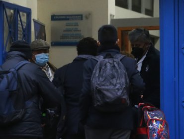Colegio de Quilpué denuncia intentos de secuestro a alumnos y detalla modus operandi de "adultos en autos con vidrios polarizados"