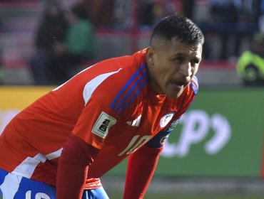 Alexis Sánchez sentencia tras la derrota de Chile que "la Generación Dorada está enterrada" y que "todo se hizo muy mal"